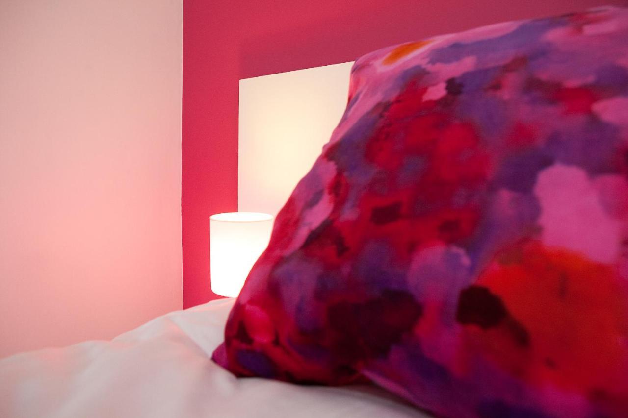 Aux Berges De La Bel Bed & Breakfast Обел Екстериор снимка